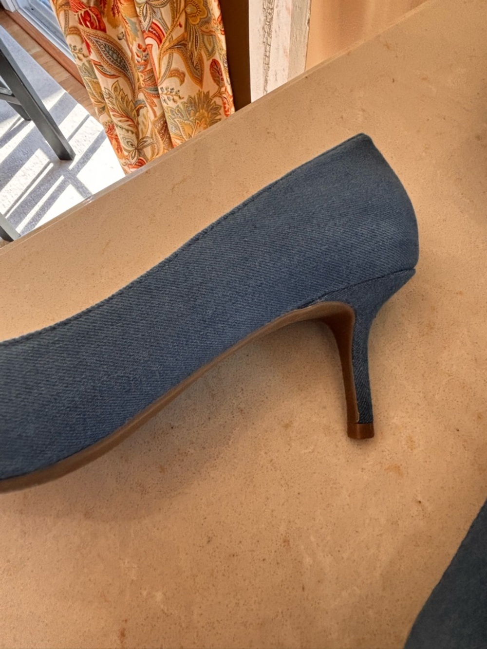Marc Fisher Denim-Textured Blue Pointed Kitten Heels - Picture 6 of 6